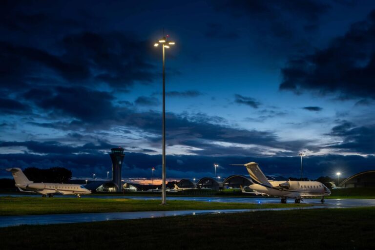 C.U. Phosco A C.U. Phosco high mast luminaire stands at Farnborough airport